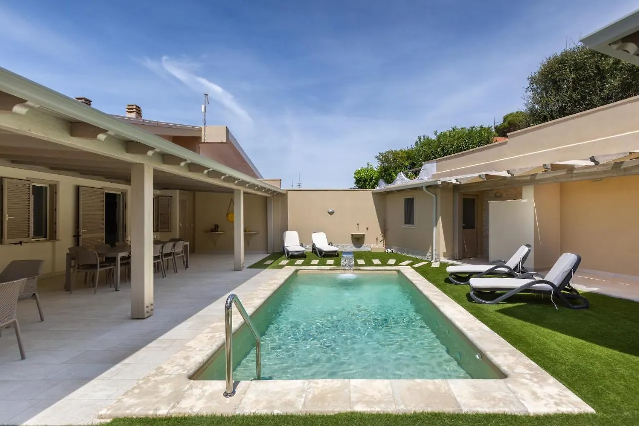 Villa Rachele Private Pool Porto Pino 0*,