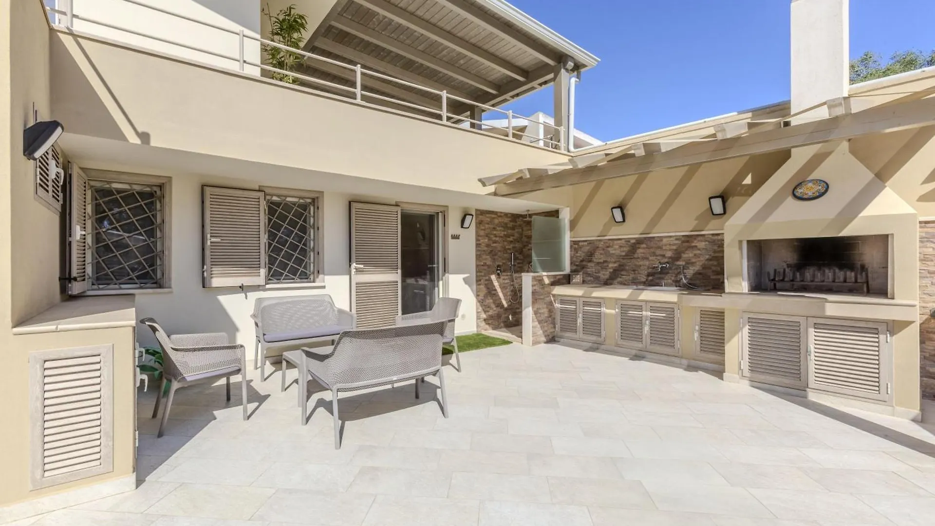 Villa Rachele 2 Private Pools Porto Pino 0*,  Italien